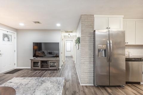 160 Michael Rd, Raynham, MA 02767 photo 5