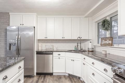 160 Michael Rd, Raynham, MA 02767 photo 2