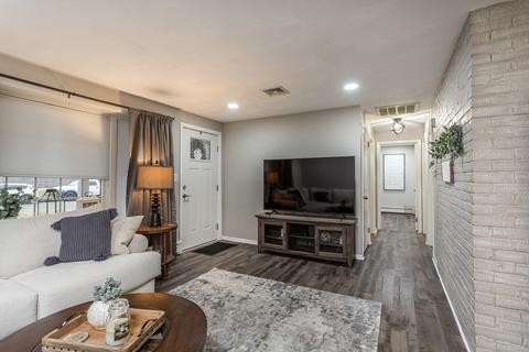 160 Michael Rd, Raynham, MA 02767 photo 6