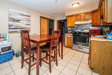 298 Division St, Fall River, MA 02721 photo 8