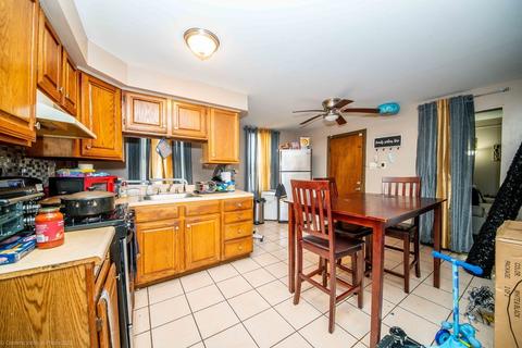 298 Division St, Fall River, MA 02721 photo 10