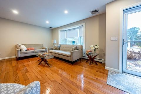 15 Surf Dr, Mashpee, MA 02649 photo 5