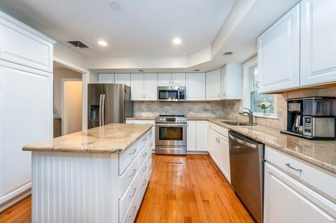 15 Surf Dr, Mashpee, MA 02649 photo 8