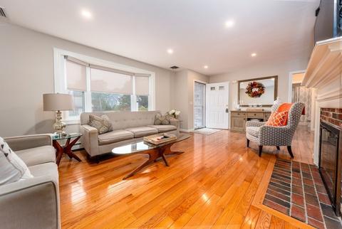 15 Surf Dr, Mashpee, MA 02649 photo 3