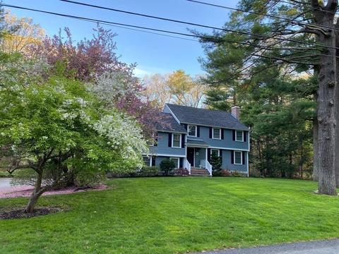 65 Richardson Dr, Needham, MA 02492 photo 2