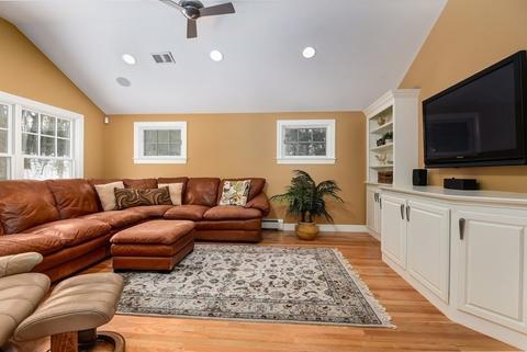 65 Richardson Dr, Needham, MA 02492 photo 14
