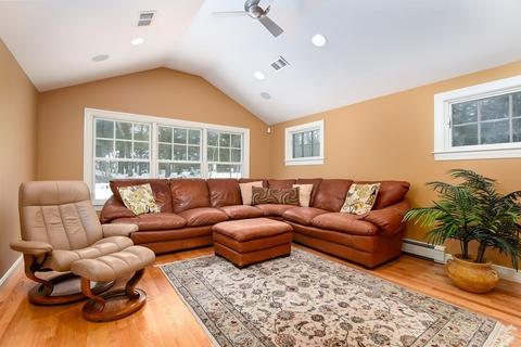 65 Richardson Dr, Needham, MA 02492 photo 13
