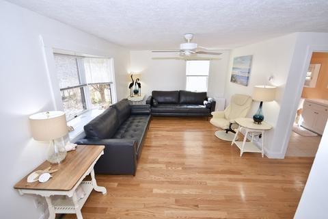 50 Highland Ave, Wareham, MA 02558 photo 6
