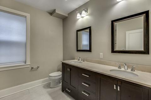 752 Hale St, Beverly, MA 01915 photo 9