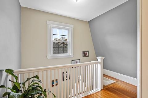 8 Pierce St, Marblehead, MA 01945 photo 18