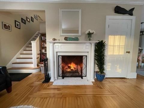 8 Pierce St, Marblehead, MA 01945 photo 6