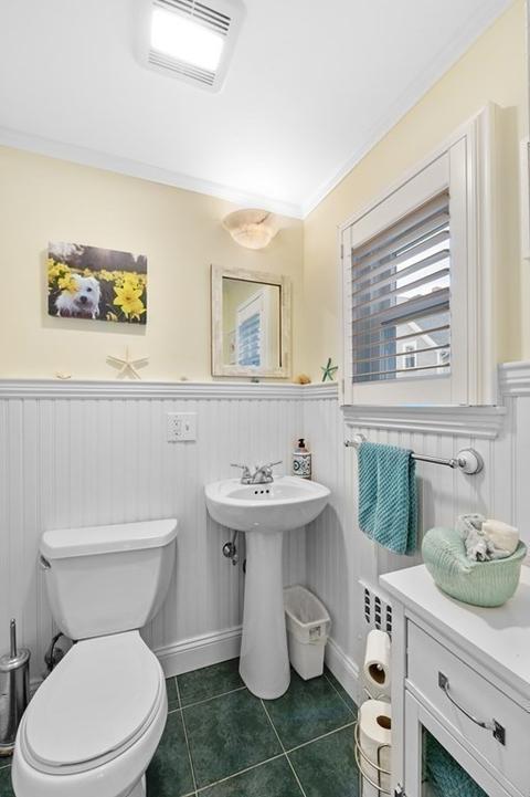 8 Pierce St, Marblehead, MA 01945 photo 16