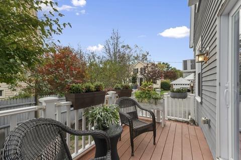 8 Pierce St, Marblehead, MA 01945 photo 10