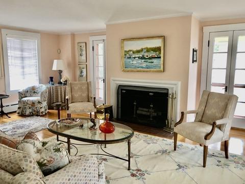 8 Orchard Rd, Gloucester, MA 01930 photo 4