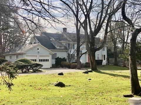 8 Orchard Rd, Gloucester, MA 01930 photo 1