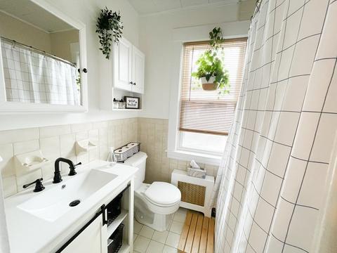41 E High St, Avon, MA 02322 photo 12