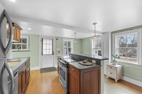 19 Centre St, Danvers, MA 01923 photo 15