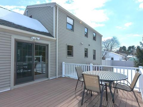36 Forest St, Franklin, MA 02038 photo 2