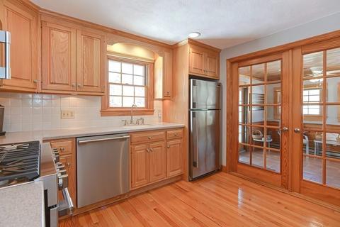 36 Forest St, Franklin, MA 02038 photo 12