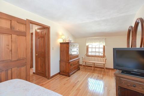 36 Forest St, Franklin, MA 02038 photo 32