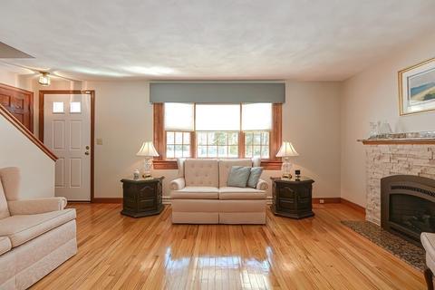 36 Forest St, Franklin, MA 02038 photo 23