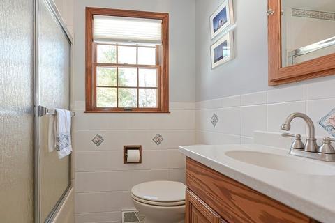 36 Forest St, Franklin, MA 02038 photo 28