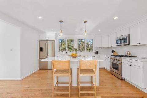 9 Juniper Valley Ct, Beverly, MA 01915 photo 3