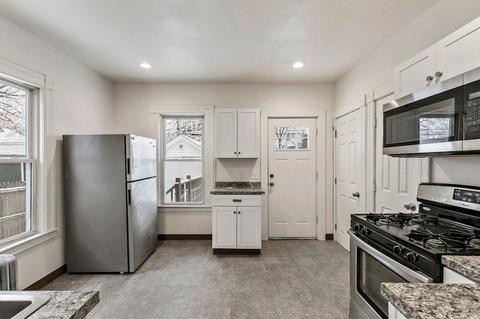 41 Forest St, Springfield, MA 01108 photo 7