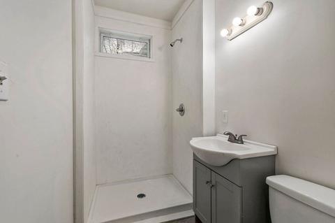41 Forest St, Springfield, MA 01108 photo 9