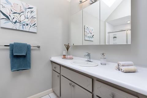 23 Lynn Rd, Needham, MA 02494 photo 23
