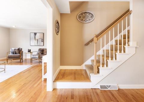 23 Lynn Rd, Needham, MA 02494 photo 2