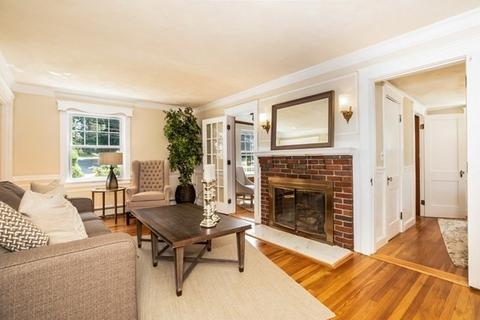 1253 Great Plain Ave, Needham, MA 02492 photo 2
