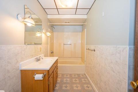 2 Hale St, Worcester, MA 01604 photo 28