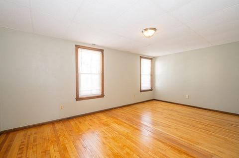 2 Hale St, Worcester, MA 01604 photo 14
