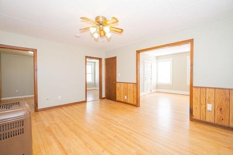 2 Hale St, Worcester, MA 01604 photo 24