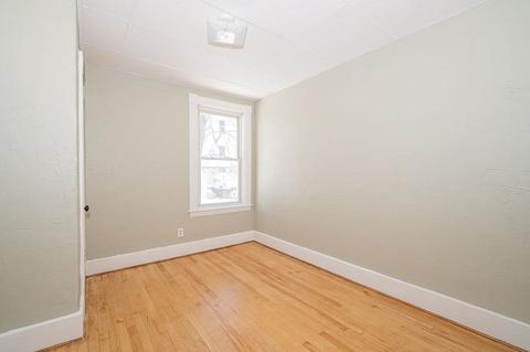 2 Hale St, Worcester, MA 01604 photo 29