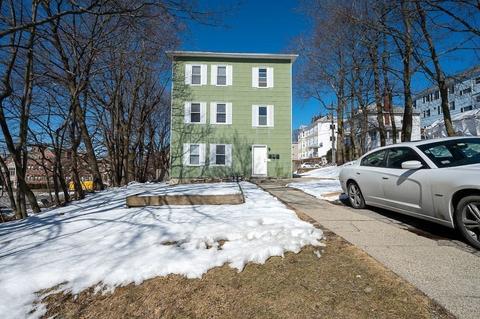 2 Hale St, Worcester, MA 01604 photo 1