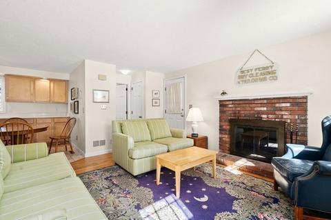 2 Hazeltine Rd, Upton, MA 01568 photo 10