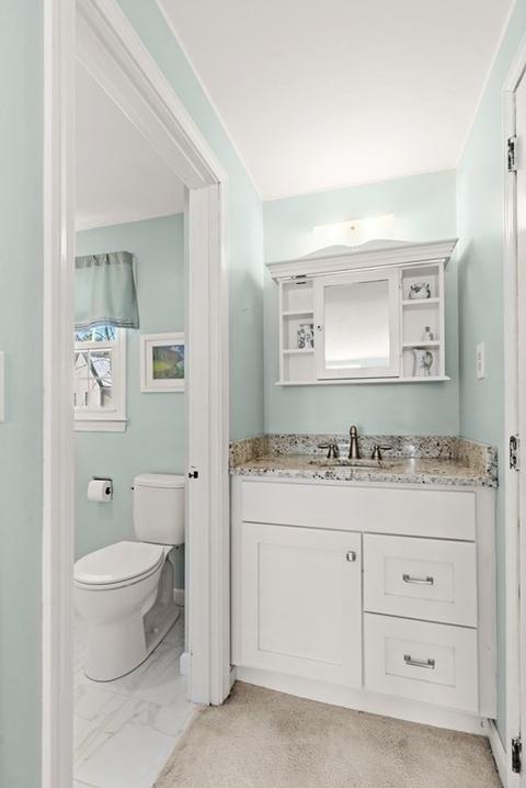 2 Hazeltine Rd, Upton, MA 01568 photo 17