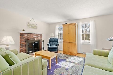2 Hazeltine Rd, Upton, MA 01568 photo 11