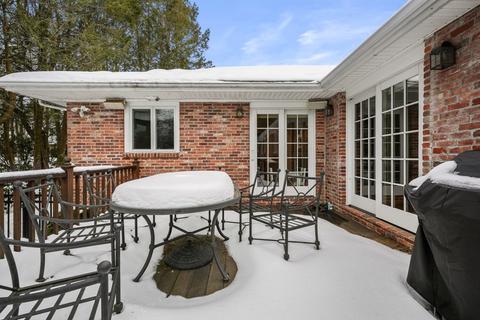 8 Eastham Rd, Newton, MA 02459 photo 29