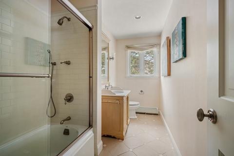 8 Eastham Rd, Newton, MA 02459 photo 21