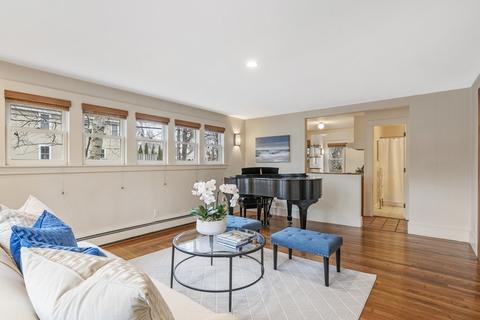 112 Jersey St, Marblehead, MA 01945 photo 6