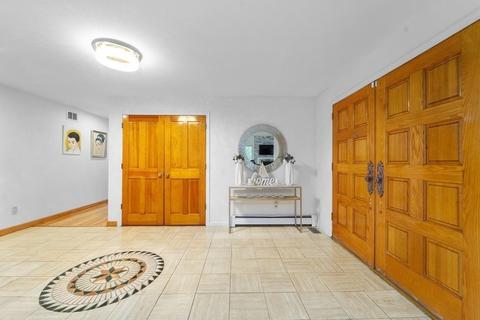468 Elm St E, Raynham, MA 02767 photo 8