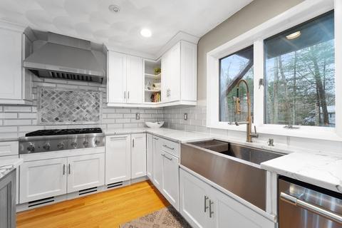 468 Elm St E, Raynham, MA 02767 photo 13