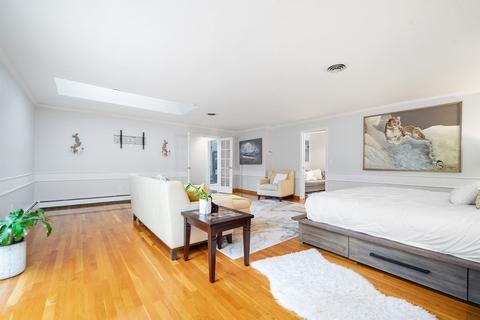 468 Elm St E, Raynham, MA 02767 photo 20