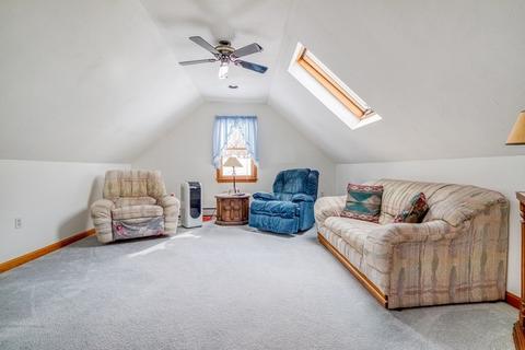 36 Wright St, Lowell, MA 01854 photo 9