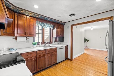 205 Summer Ave, Reading, MA 01867 photo 9