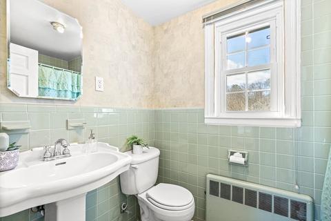 205 Summer Ave, Reading, MA 01867 photo 25