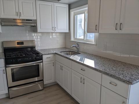310 E Main St, Fall River, MA 02724 photo 4